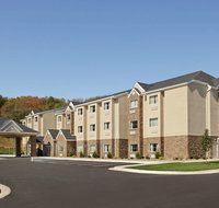 Microtel Inn  Suites by Wyndham Buckhannon - Accommodation Rooms