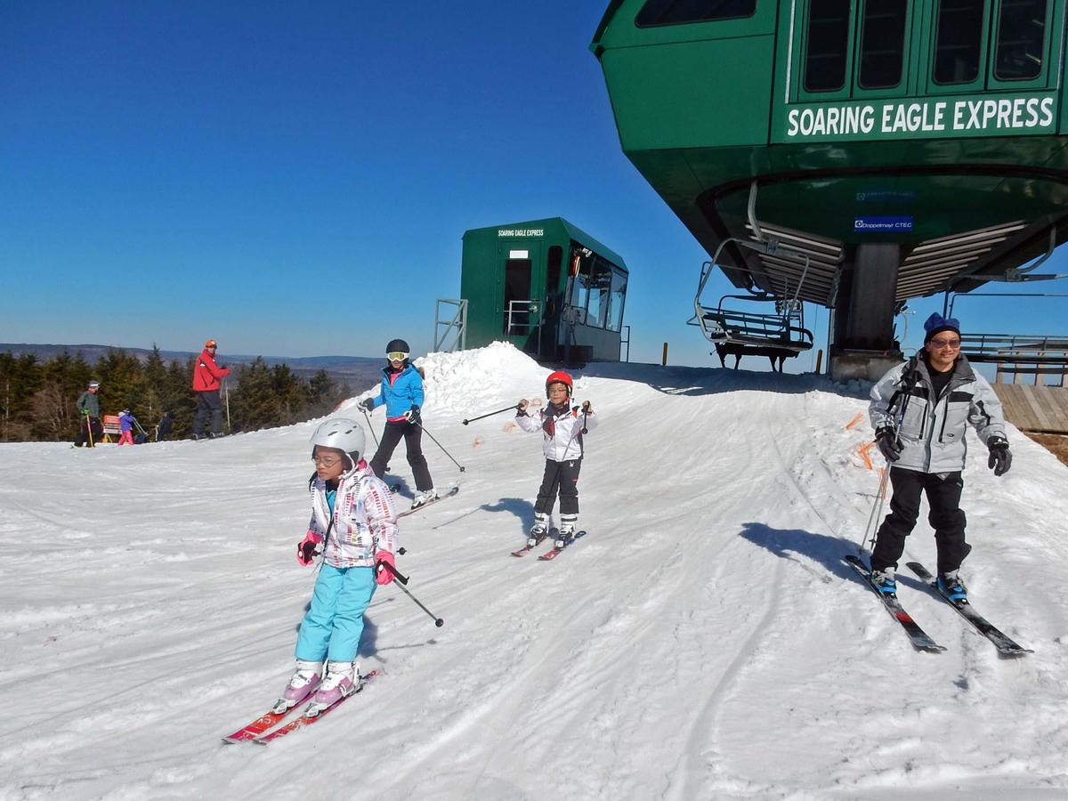 2 Br: Soaring Eagle 211 - thumb 13