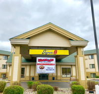 Super 8 by Wyndham Wisconsin Dells - Accommodation Rooms