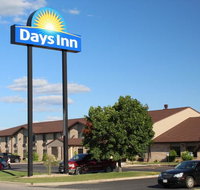 Days Inn by Wyndham Black River Falls - Accommodation Rooms