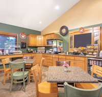 AmericInn by Wyndham Eau Claire - Accommodation Rooms