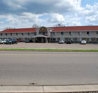 Super 8 by Wyndham Eau Claire WI - Accommodation Rooms