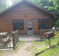 Old Stoney's Resort - Bass Cabin - Accommodation Rooms