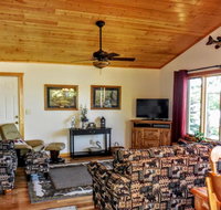 Water's Edge Home - Accommodation Rooms