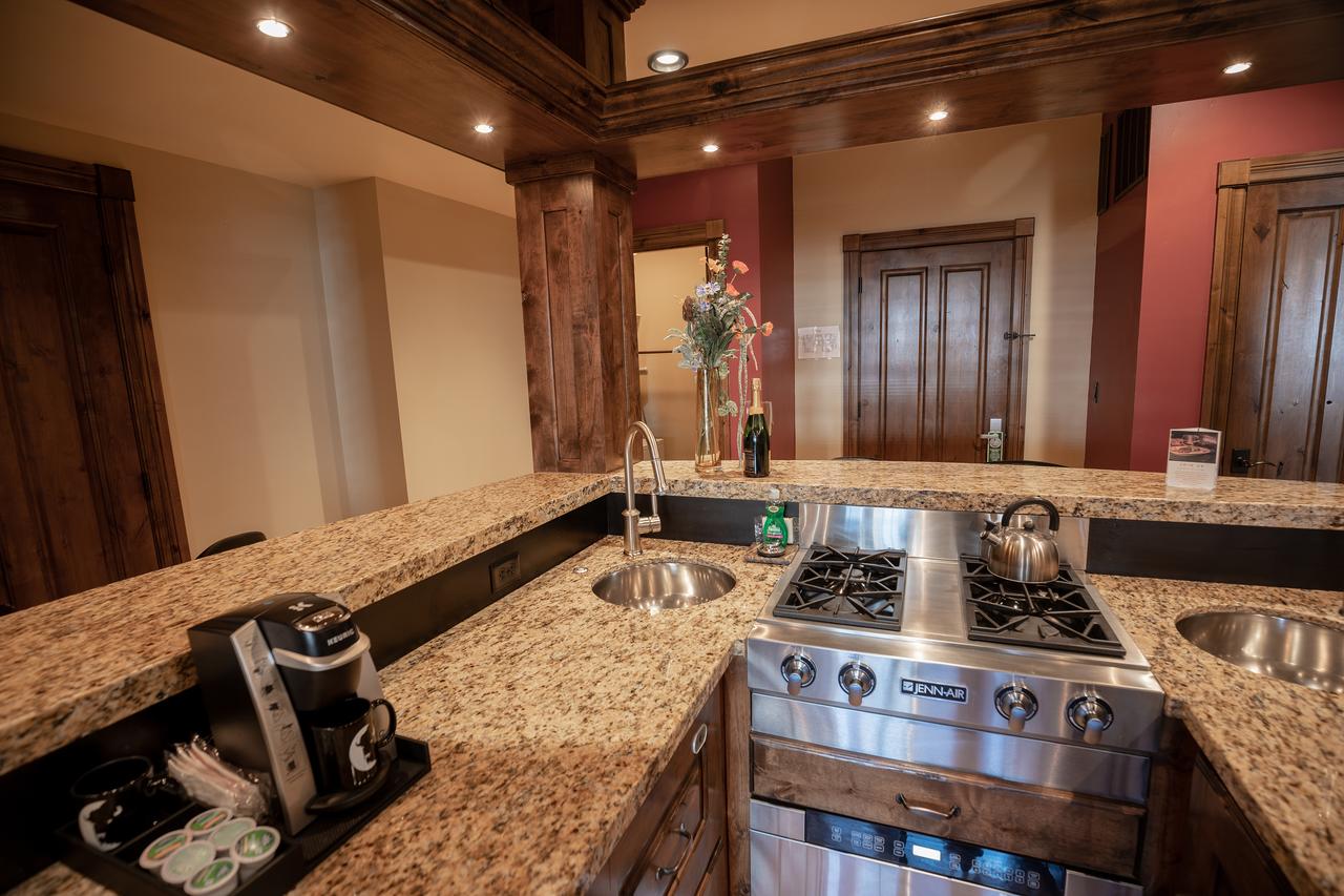 The White Buffalo Club - thumb 28