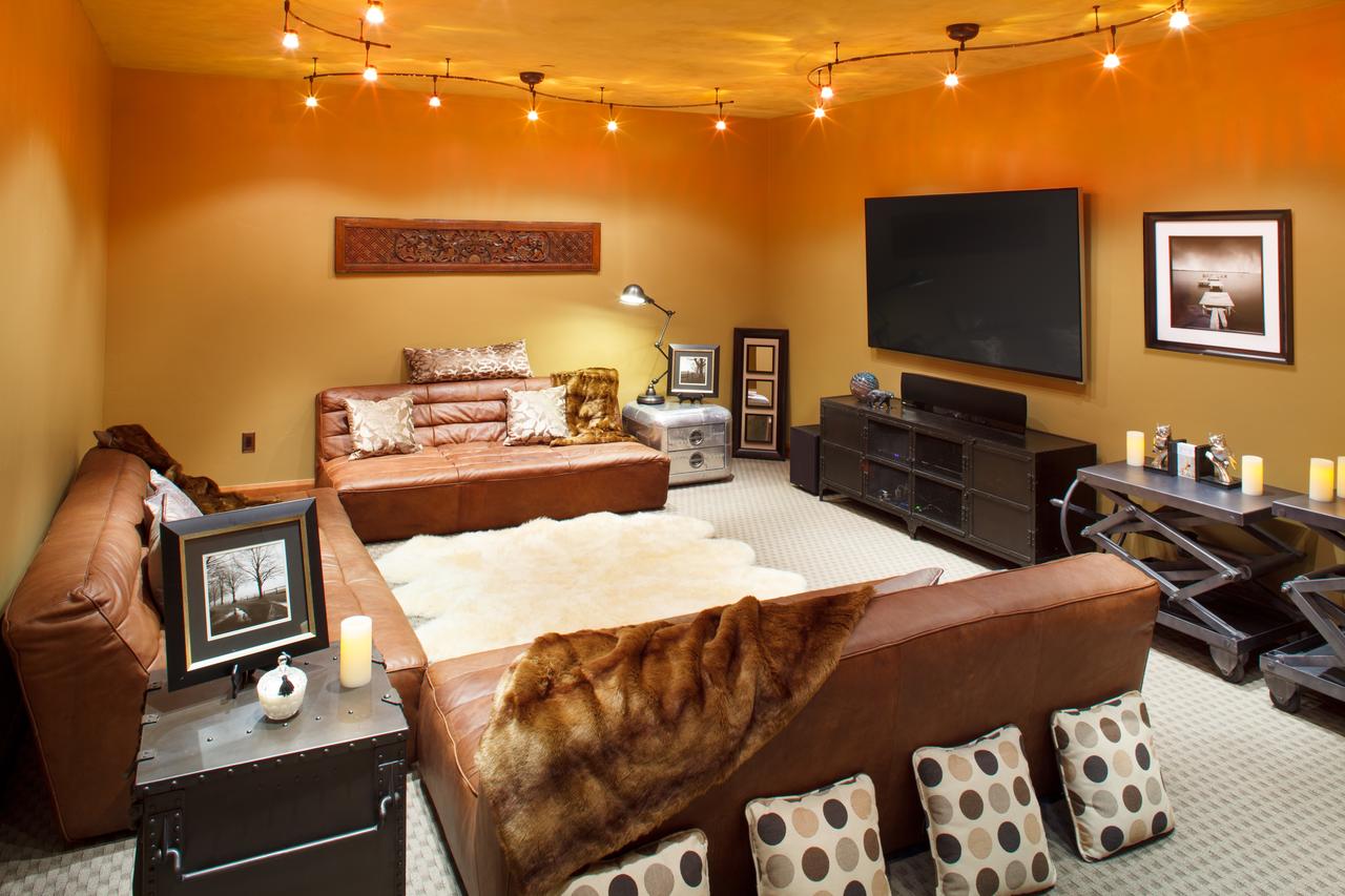 The White Buffalo Club - thumb 32