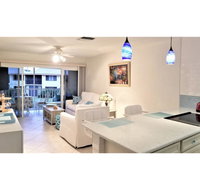 Beach Getaway in Oceanside Resort - Accommodation Rooms