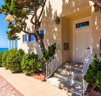 212ROS - Beachfront Bliss IV One-Bedroom Apartment - Accommodation Rooms