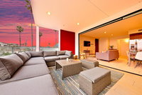 5115 02 - Ocean Beach 2 Accommodation Rooms