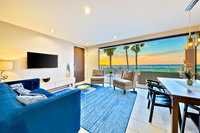 5115 05 - Ocean Beach 5 Accommodation Rooms