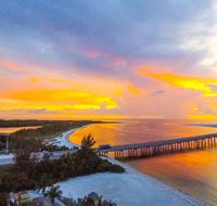 808 Lovers Key Beach Club - Accommodation Rooms