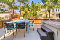 819 - Bay Breeze Accommodation Rooms