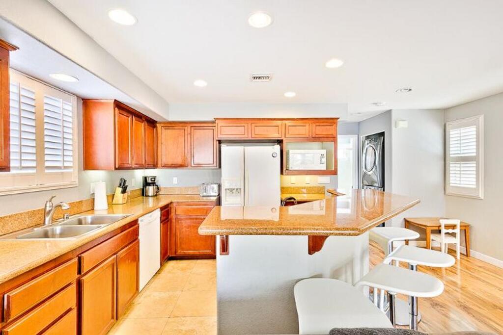 819 - Bay Breeze - thumb 1