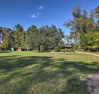 'Beaver Creek Lodge' - Huntington Home with Pond - Accommodation Rooms