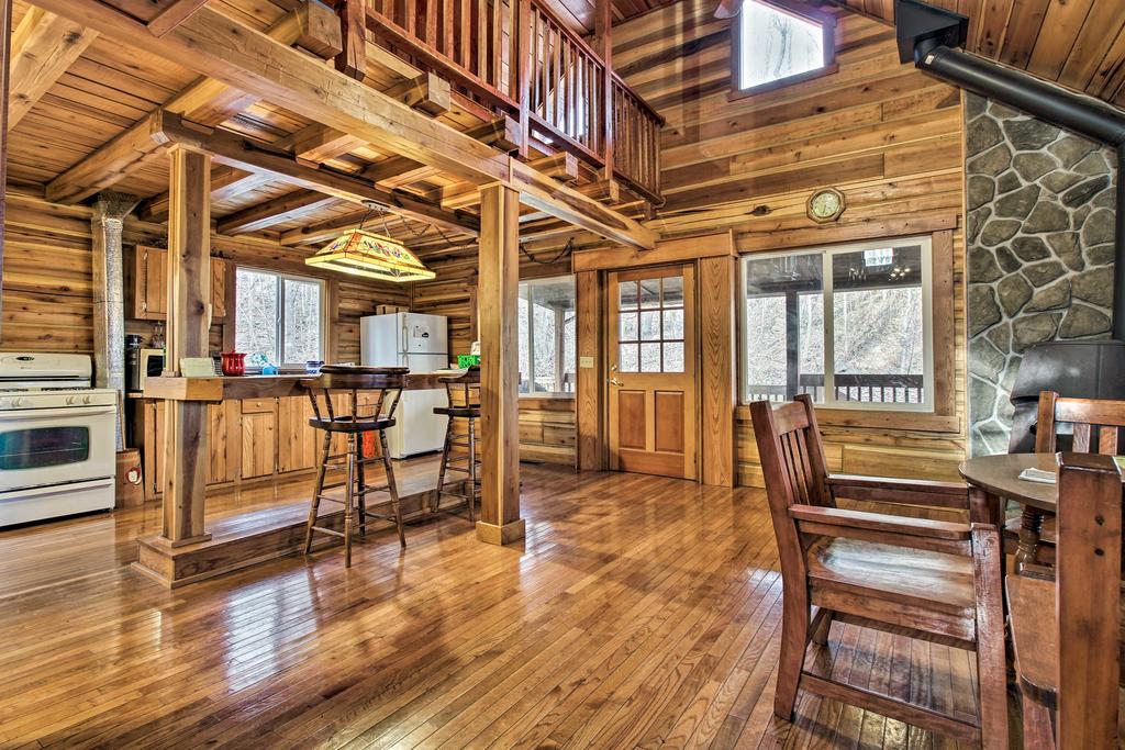 'Hawk's Nest Cabin' With Views, Near Peaks Of Otter - thumb 3