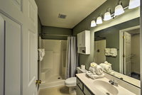 'Mana-Tee Place' Resort Condo - 5 Mi to Boardwalk Accommodation Rooms