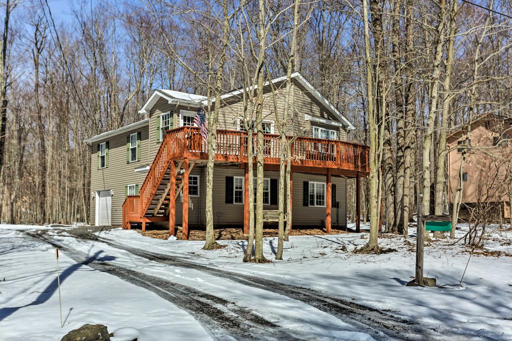 'Pocono Zen' - Arrowhead Lake Home - Walk To Pool! - thumb 0