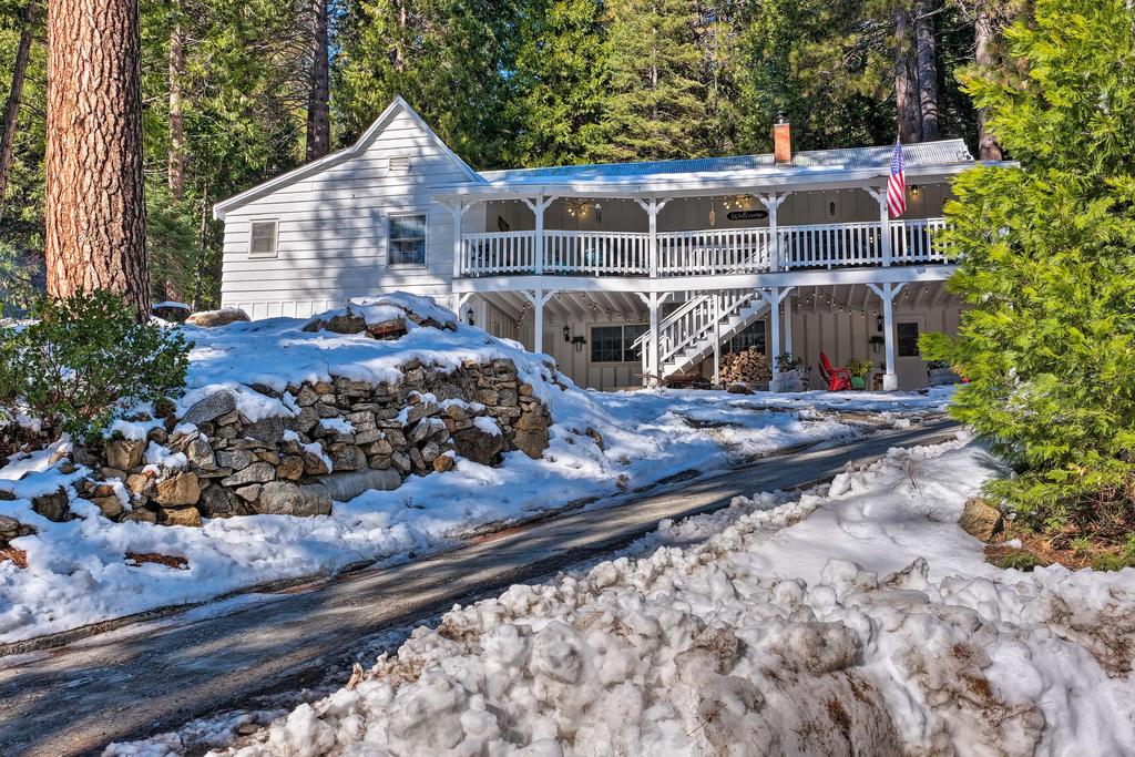 'Strawberry Hill Cabin' 5 Mi To Dodge Ridge Resort - thumb 0