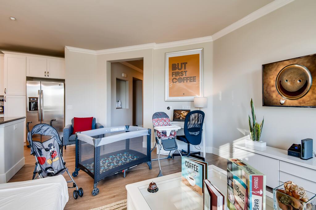 (70% Off) - San Diego Top Location Work Or Fun 2BR/Bath With Free Parking (FV9) - thumb 3