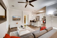 70 off San Diego Beautiful 1 Location 2BR/2.5 Bath - Free Parking April/May - 3300/month FV1 Accommodation Rooms