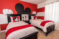 Mickey  Star Wars bedrooms decor Windsor 6 bed with pool by Fidelity ID244357 Accommodation Rooms