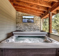 001 Living The Dream Cabin - Accommodation Rooms