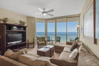 0709 - 3 Bedroom 3 Bath. Living Room and Master Bedroom Face the Gulf Accommodation Rooms