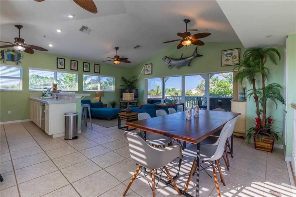 094-On Island Time - thumb 2