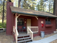 1 Bedroom Cabin with Kitchen  Fireplace at Cozy Hollow 7 Accommodation Rooms