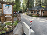 1 Bedroom Cozy 6 at Timber Haven Accommodation Rooms