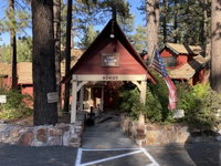 1 Bedroom Lodge at Cozy Hollow- sleeps 4 at Cozy Hollow 2 Accommodation Rooms