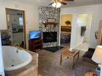 1 Bedroom with Spa 1 at Timber Haven Accommodation Rooms