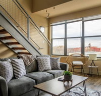 1 BR Apt Near Convention Center by Frontdesk - Accommodation Rooms