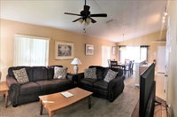 10 Sonja House Accommodation Rooms