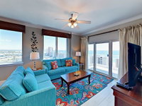 1010 West Beach Condo Accommodation Rooms