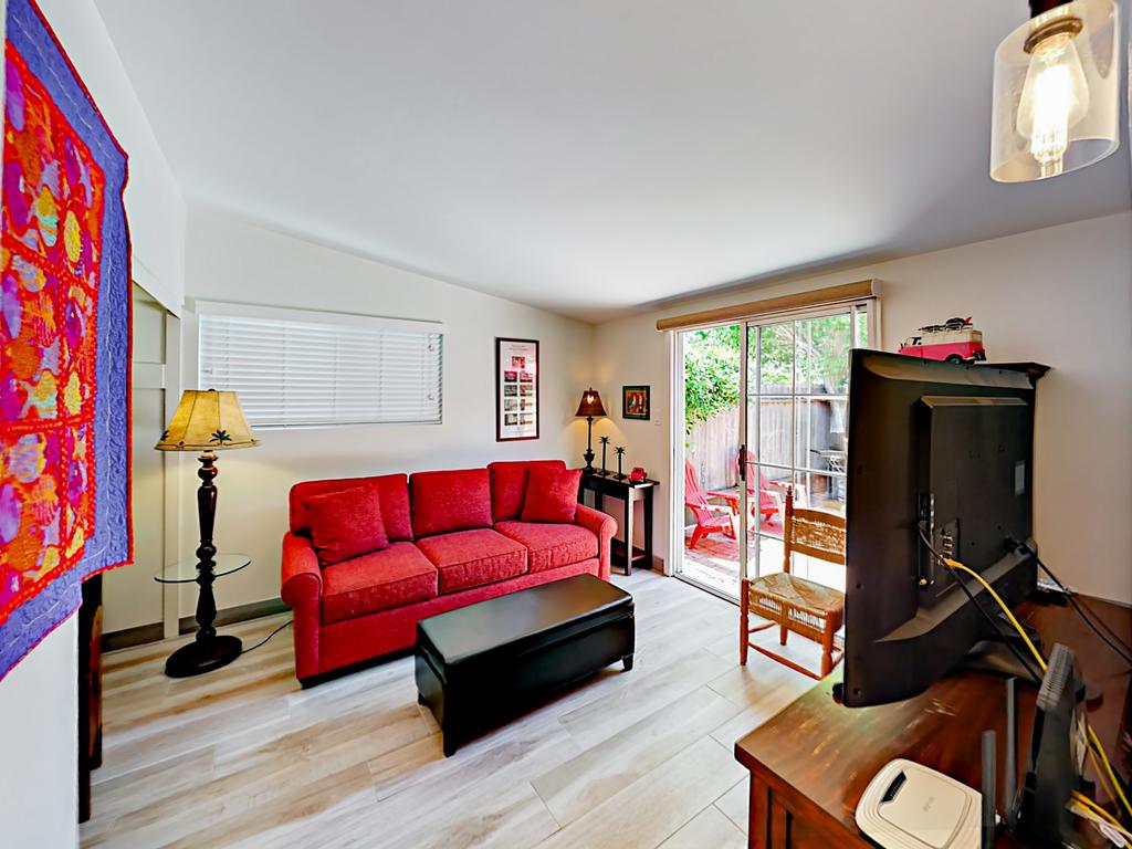 1031 Bangor Lane Bungalow - thumb 3