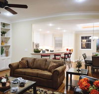 105 Detering Street Houston TX 77007 United States - Accommodation Rooms