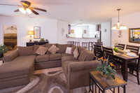 1097 Cypress Pointe 5 Bedroom Villa Accommodation Rooms