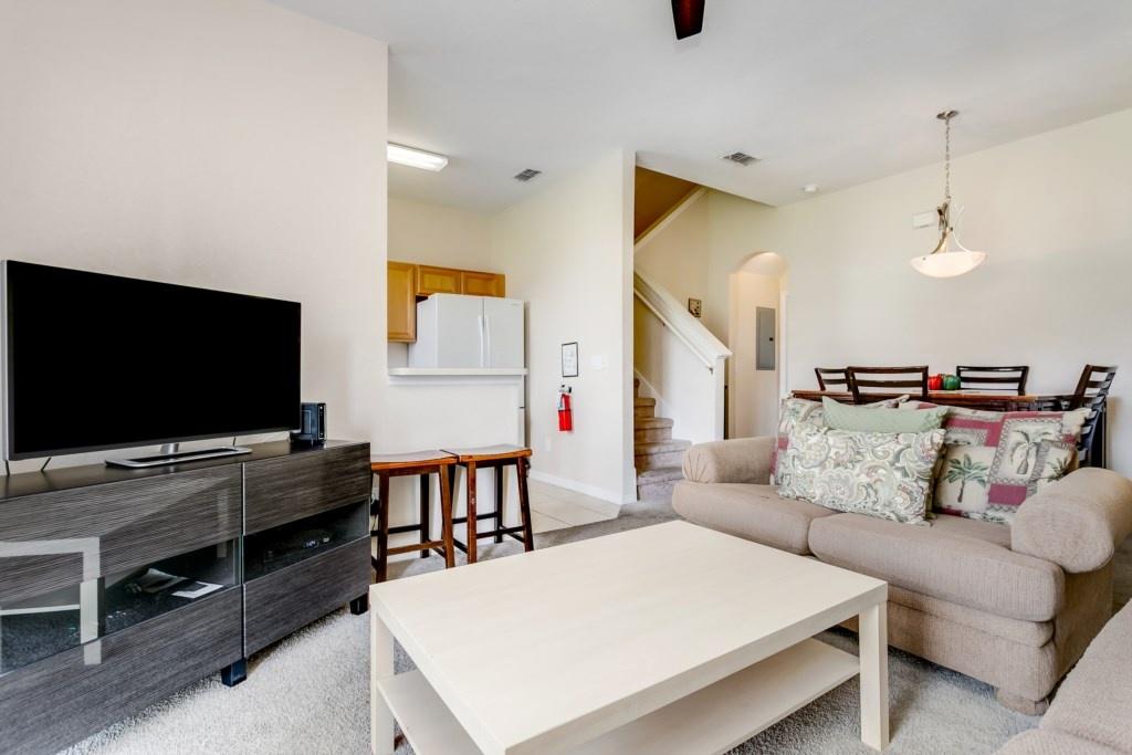 1144CALABRIA Townhouse - thumb 1