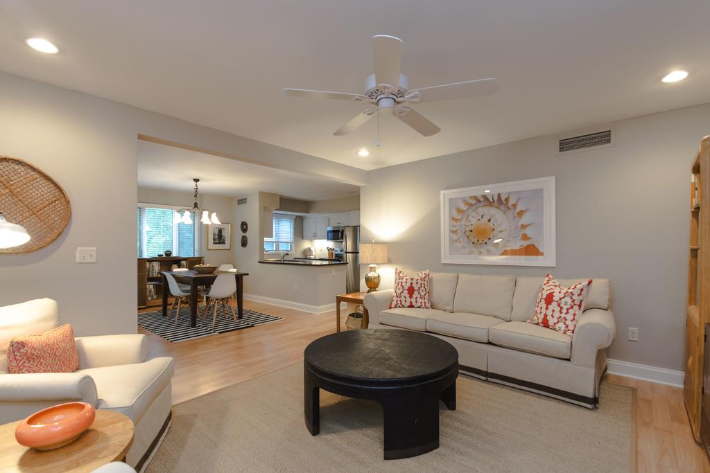 1357 Fairway Oaks Villa - thumb 3