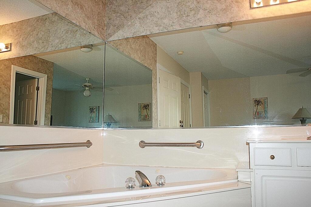 1403L Home - thumb 3