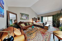 2245SIDE condo Accommodation Rooms