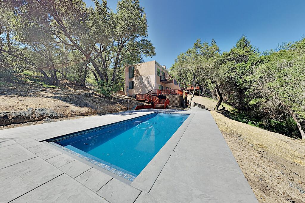 2600 Glen Ellen Home - thumb 3