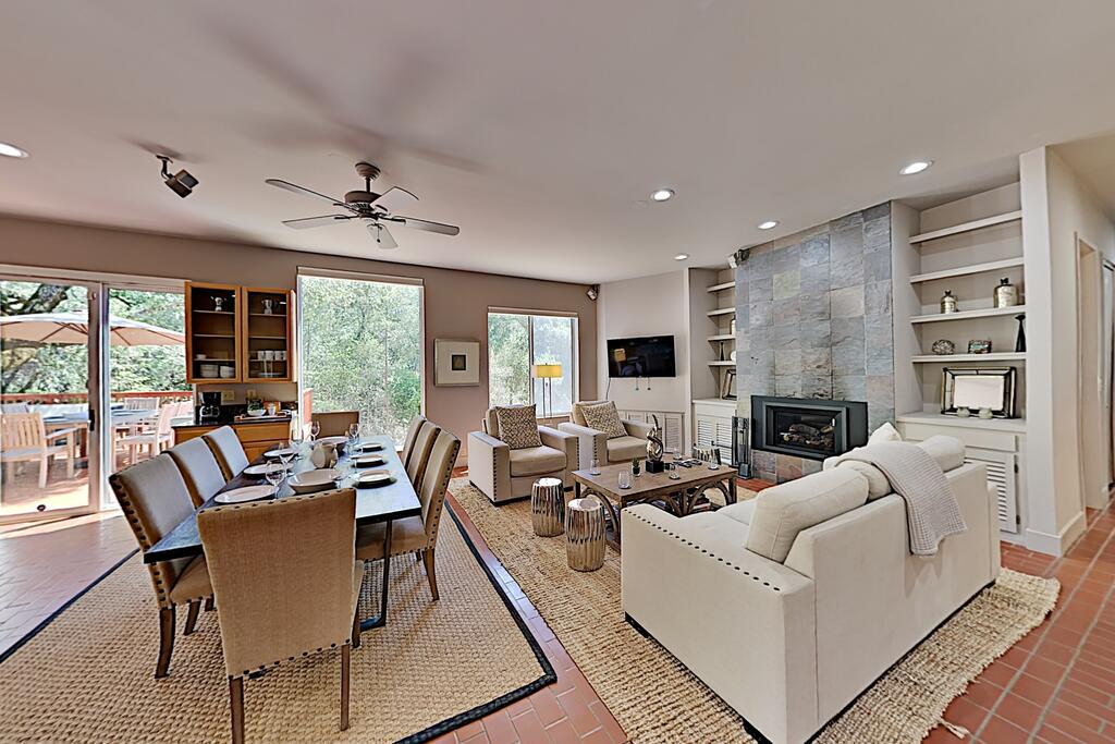 2600 Glen Ellen Home - thumb 1