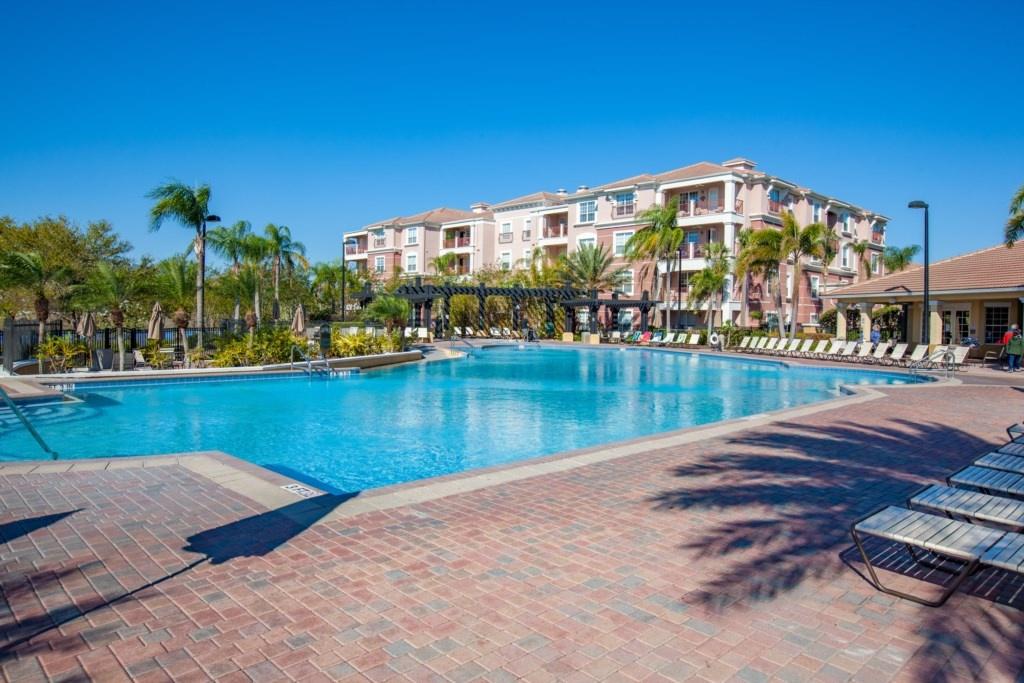 3 Bed 2 Bath Premium Lakeview L 1010 Condo - thumb 0