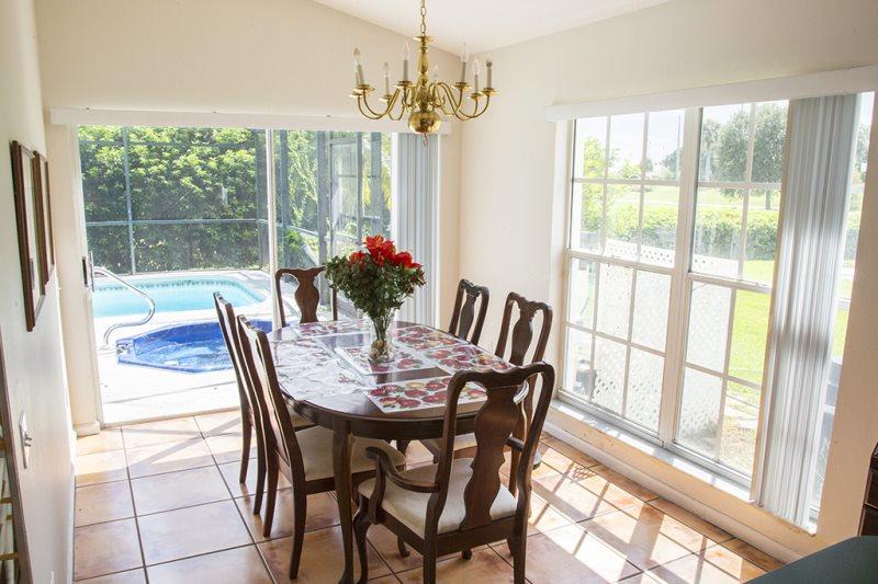 3 Bedroom 2 Bath Pool Home In An Orlando Gated Golf Resort - thumb 2