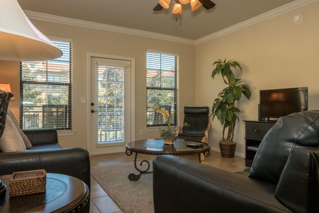 3 Bedroom 3 Bath Condo In Bella Piazza Resort - thumb 2