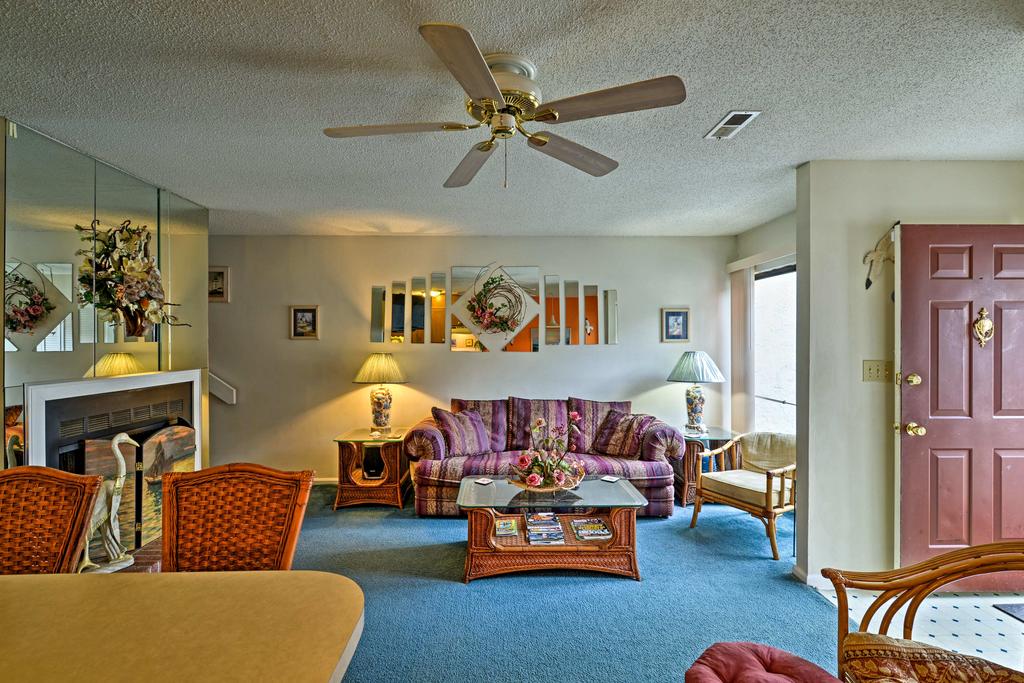 3-Story Townhome With Patio - Walk To Myrtle Beach! - thumb 2