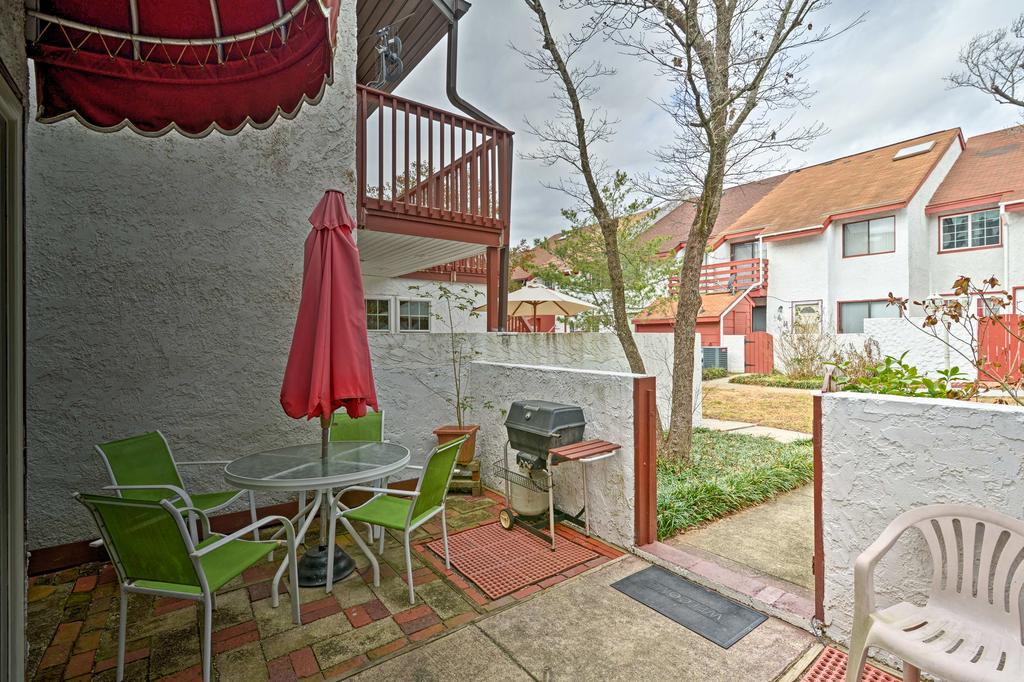 3-Story Townhome With Patio - Walk To Myrtle Beach! - thumb 0