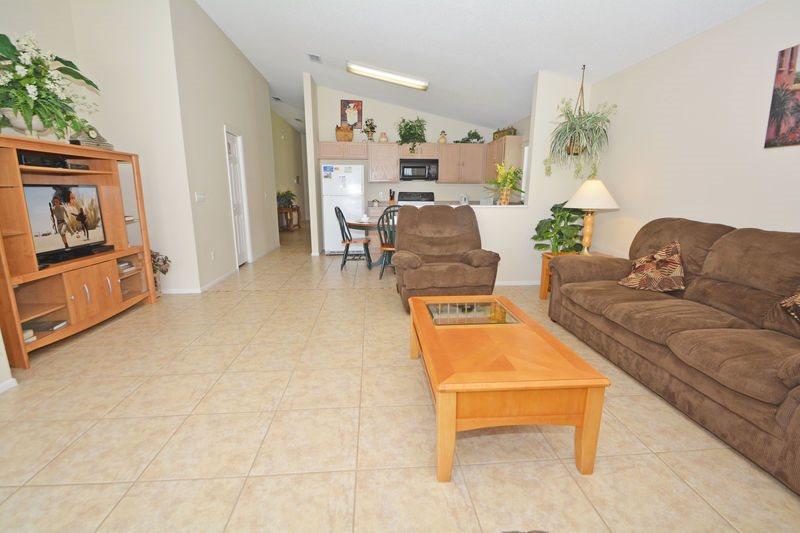 4 Bed 2 Bath Pool And Spa Home Near Disney - thumb 1